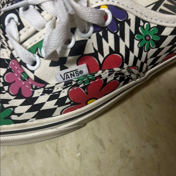 Vans size 8 Women's Floral Canvas Sneakers Multicolor LIKE NEW AMAZING CONDITION - Picture 13 of 13